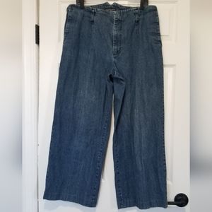 The J. Petermen Company Flared Cropped Jeans